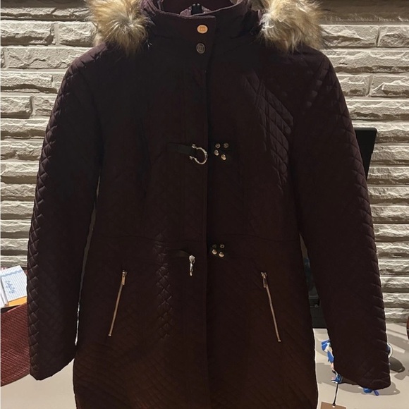 Ivanka Trump Womens Winter Wine Color Faux Fur Lined Hood Quilted Parka M NWT - Picture 3 of 16